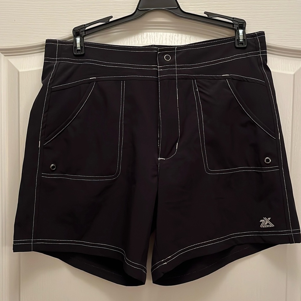 NWOT ZeroXPosur swim shorts